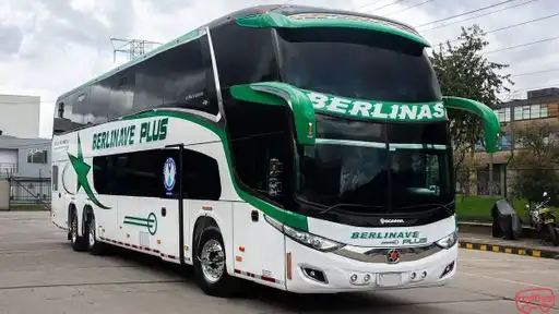 Berlinas del Fonce Bus-Front Image