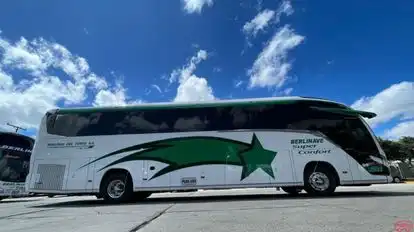 Berlinas del Fonce Bus-Front Image