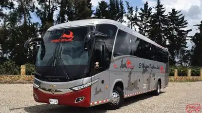 El Rapido Duitama Bus-Front Image
