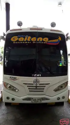 Expreso La Gaitana Bus-Front Image