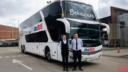 Expreso Bolivariano Bus-Front Image