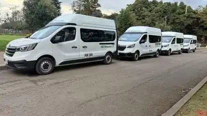 Transportadora el Triunfo Bus-Side Image