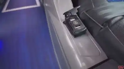 Velotax Bus-Amenities Image