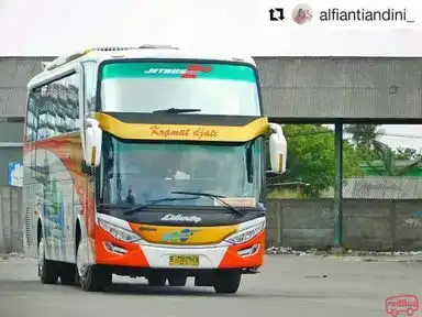 Kramat Djati Bandung Bus-Front Image