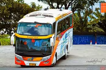 Kramat Djati Bandung Bus-Front Image