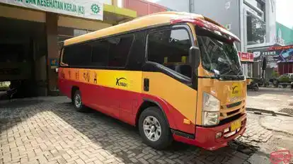 Xtrans Bus-Front Image