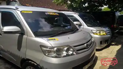 Mandiri Trans Bus-Front Image