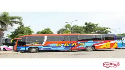 Po akas Bus-Side Image