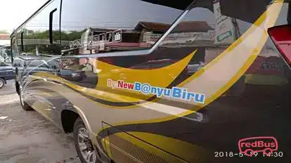 Banyu Biru Bus-Side Image