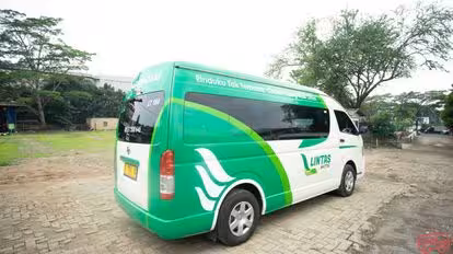 Lintas Shuttle Bus-Side Image