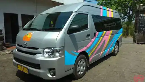 Bali Prima Bus-Front Image