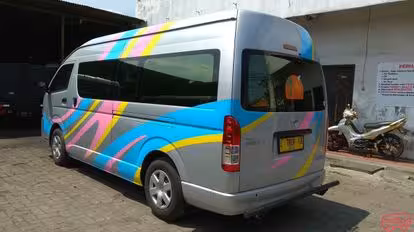 Bali Prima Bus-Side Image
