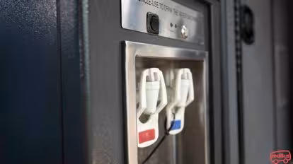 KARINA Bus-Amenities Image
