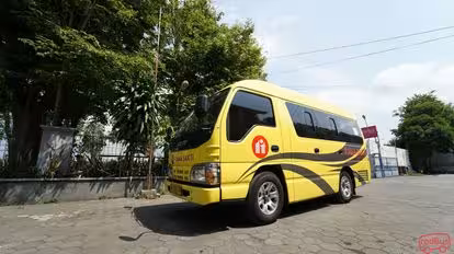 Rama  Sakti Bus-Front Image