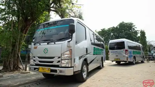Baraya Travel Bus-Front Image