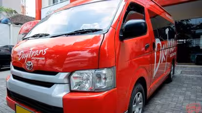 Daytrans Bus-Front Image