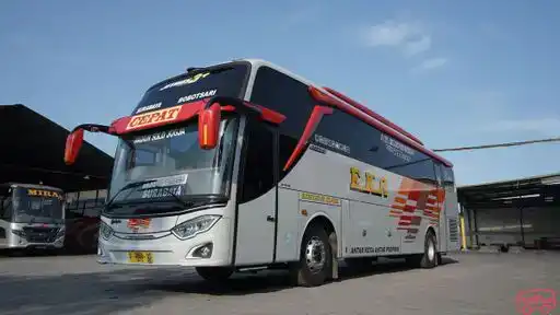 Eka Bus-Front Image