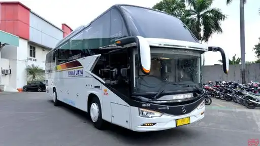 Sinar Jaya Shuttle Bus-Front Image