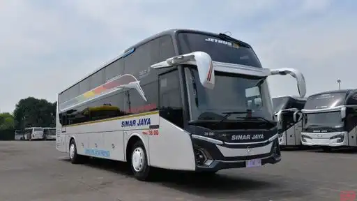 Sinar Jaya Shuttle Bus-Front Image