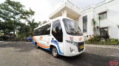Satelqu Bus-Front Image