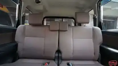 3 Bintang Shuttle Bus-Seats Image