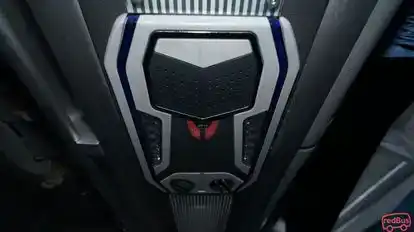 Putra Remaja Bus-Amenities Image