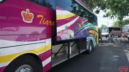 Tiara Mas Bus-Side Image