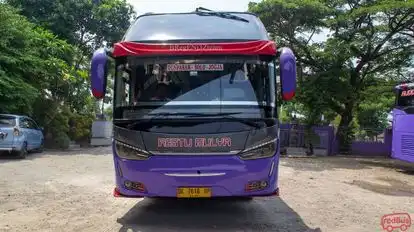 Restu Mulya Bus-Front Image