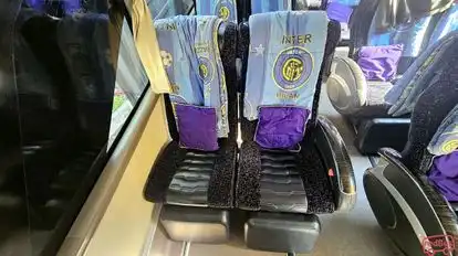 Wisata Komodo Bus-Seats Image