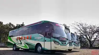 Safari Jaya Mandiri Bus-Side Image