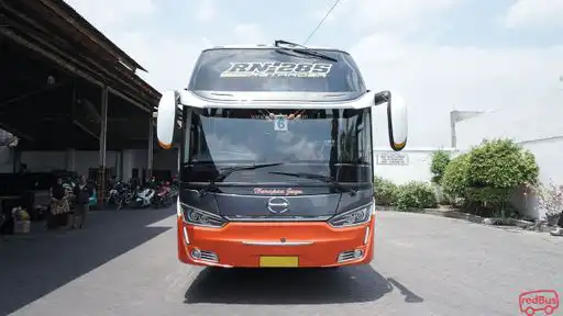 Harapan Jaya Bus-Front Image