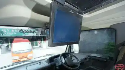 Alloy Executive Bus-Amenities Image