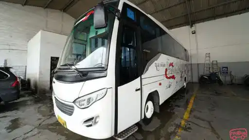Joglosemar Bus-Front Image