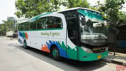 Bandung Express Bus-Front Image