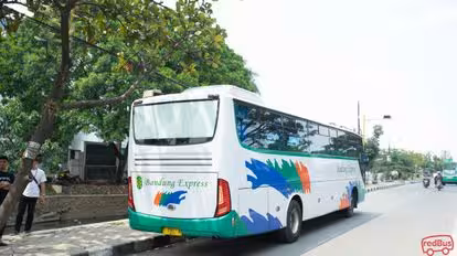 Bandung Express Bus-Side Image
