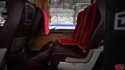 Putera Mulya Bus-Seats Image