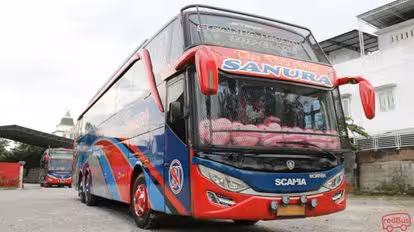 Sanura Bus-Front Image