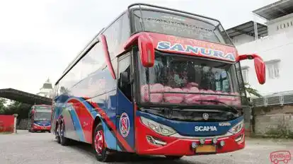 Sanura Bus-Front Image