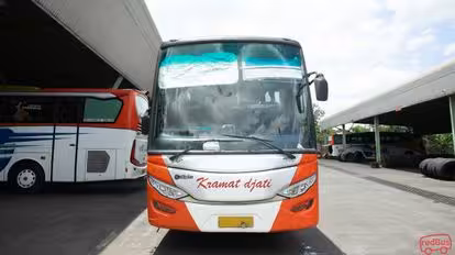Kramat Djati Bus-Front Image