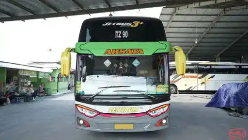 Zentrum MK Bus-Front Image
