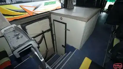 Zentrum MK Bus-Amenities Image