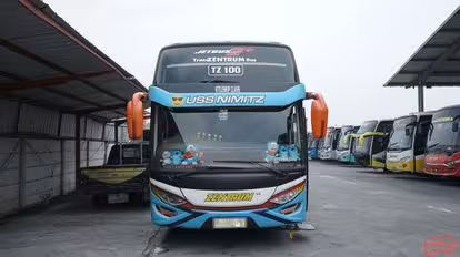 Zentrum MK Bus-Front Image