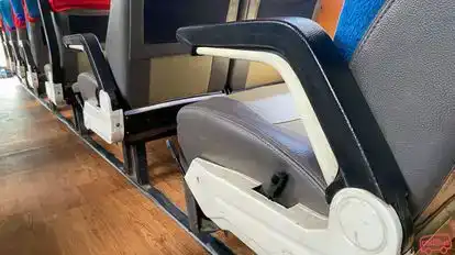 Tunggal Dara Bus-Amenities Image