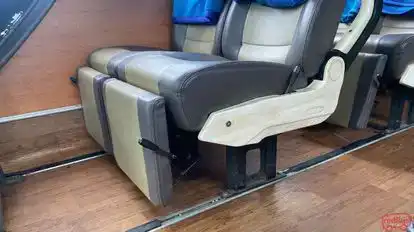 Tunggal Dara Bus-Seats Image