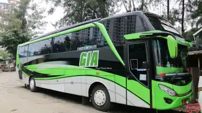 Giri Indah Bus-Side Image