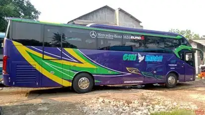 Giri Indah Bus-Side Image