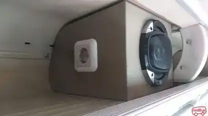 Muji Jaya Bus-Amenities Image