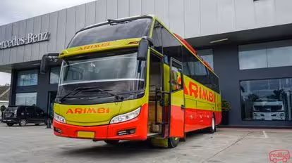 Arimbi Bus-Front Image