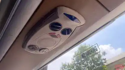 Gunung Mulia Putra Bus-Amenities Image