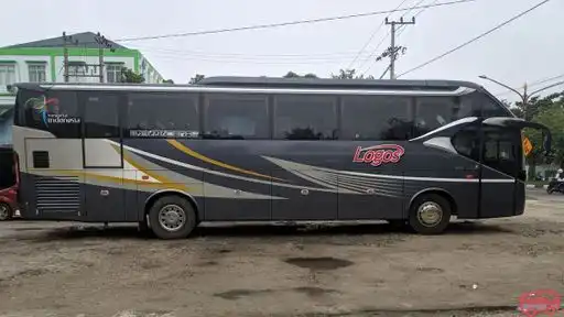 Po Logos Bus-Front Image